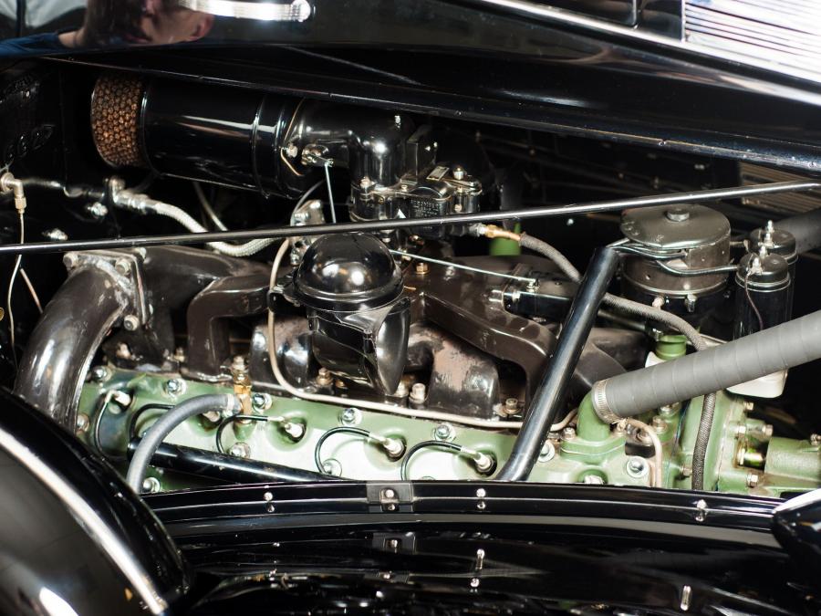  Packard Twelve Convertible Sedan 1938 года  (фото 34 из 42)